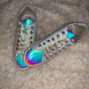 Pop Iridescent Sneakers
